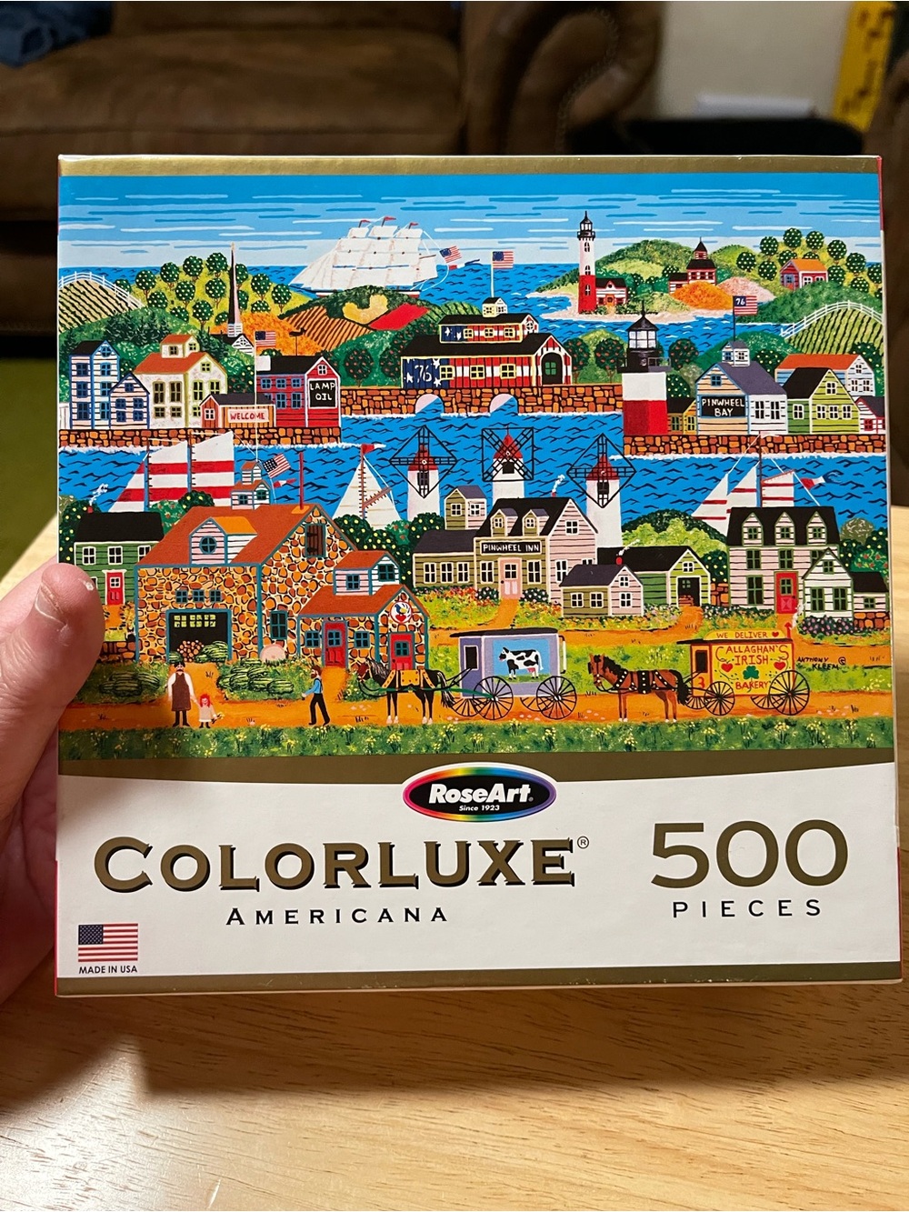 RoseArt Colorluxe Americana "Pin Wheel Bay" 500 Piece Jigsaw Puzzle